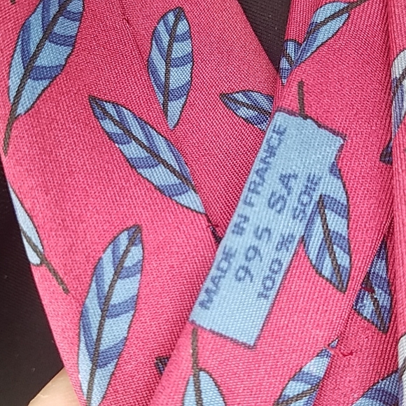 Vintage Hermes 100% Silk Tie - Picture 3 of 3